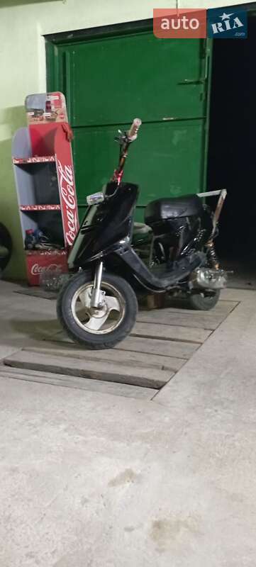 Скутер Yamaha Artistic