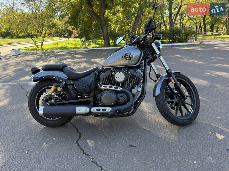 Мотоцикл Чоппер Yamaha Bolt
