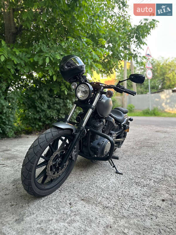 Мотоцикл Круізер Yamaha Bolt