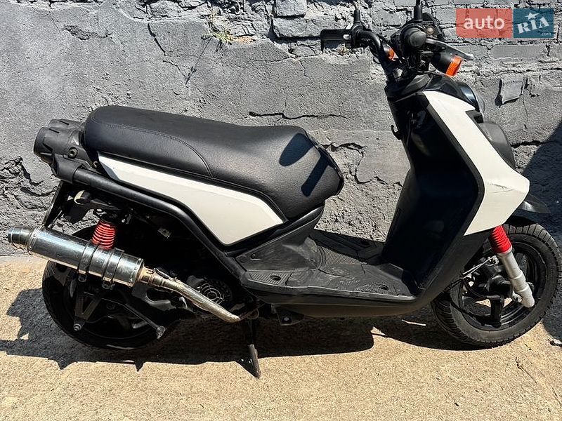 Максі-скутер Yamaha BWS 2008 в Южноукраїнську фото 9 Максі-скутер Yamaha BWS 2008 в Южноукраїнську