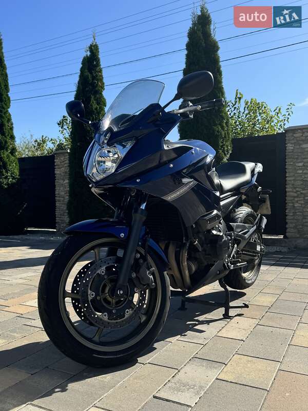 Мотоцикл Туризм Yamaha Diversion
