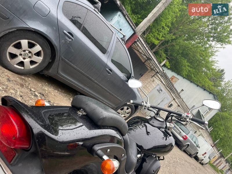 Мотоцикл Чоппер Yamaha Drag Star