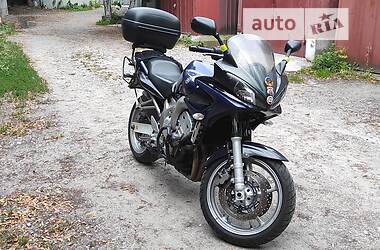 Yamaha Fazer FZ6  2004