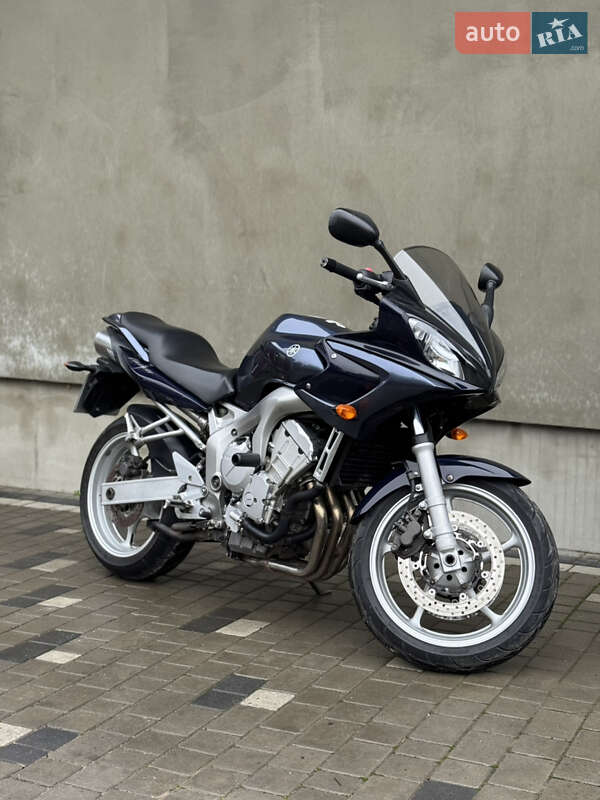 Мотоцикл Спорт-туризм Yamaha Fazer