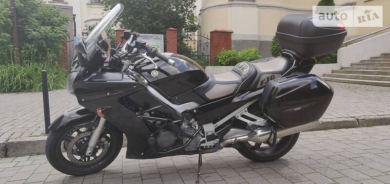 Мото Yamaha FJR 1300