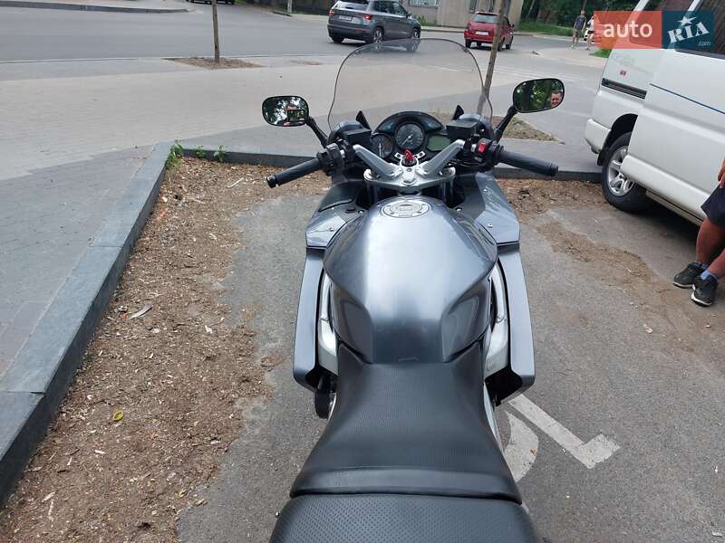 Yamaha FJR 1300