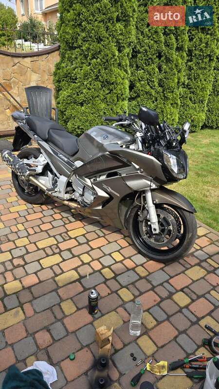 Yamaha FJR 1300