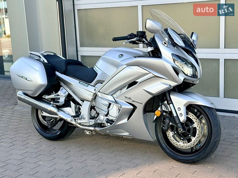Мотоцикл Туризм Yamaha FJR 1300A
