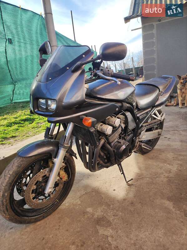 Yamaha FZ 400