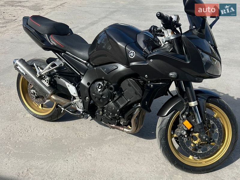 Спортбайк Yamaha FZ-S