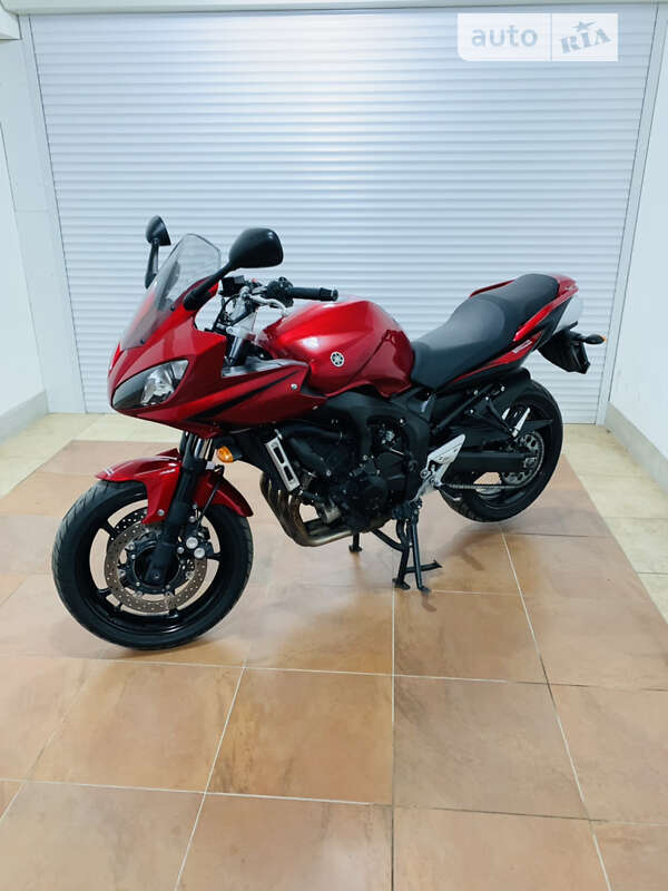 Мотоцикл Багатоцільовий (All-round) Yamaha FZ6 Fazer