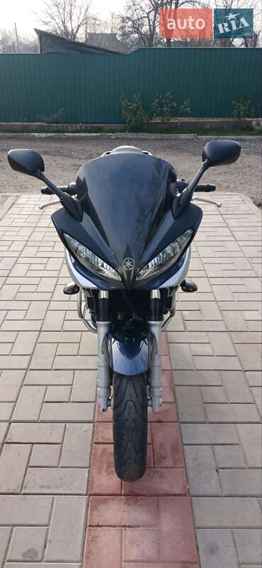 Мотоцикл Туризм Yamaha FZ6 Fazer