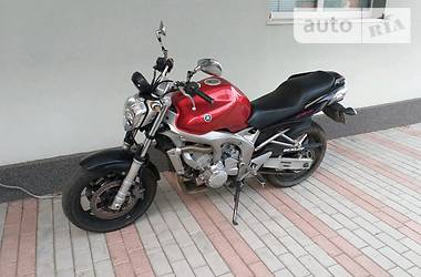 Yamaha FZ6 N Fazer 600 2004