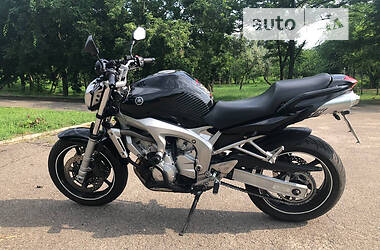 Yamaha FZ6 N  2004