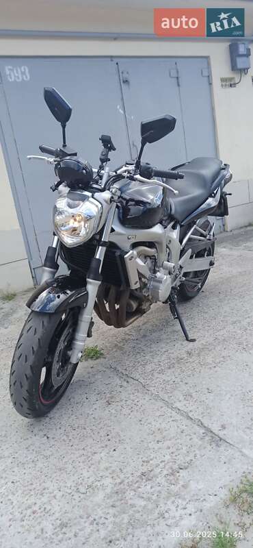 Мотоцикл Без обтекателей (Naked bike) Yamaha FZ6 N