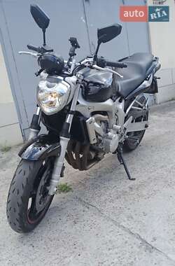 Yamaha FZ6 N  2005