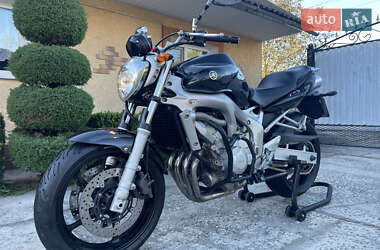 Yamaha FZ6 N  2004