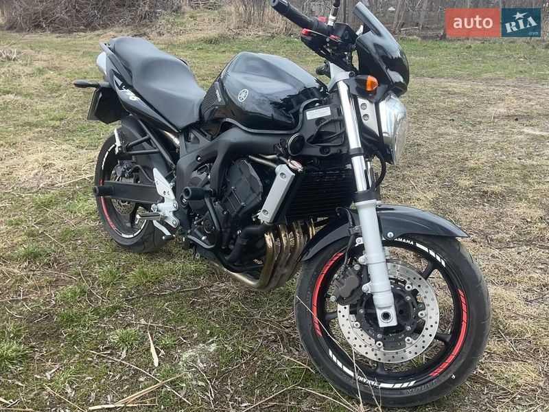Мотоцикл Без обтікачів (Naked bike) Yamaha FZ6 N