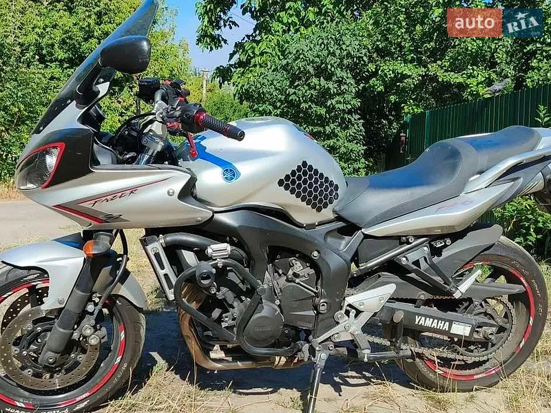 Yamaha FZ6 S2 2008