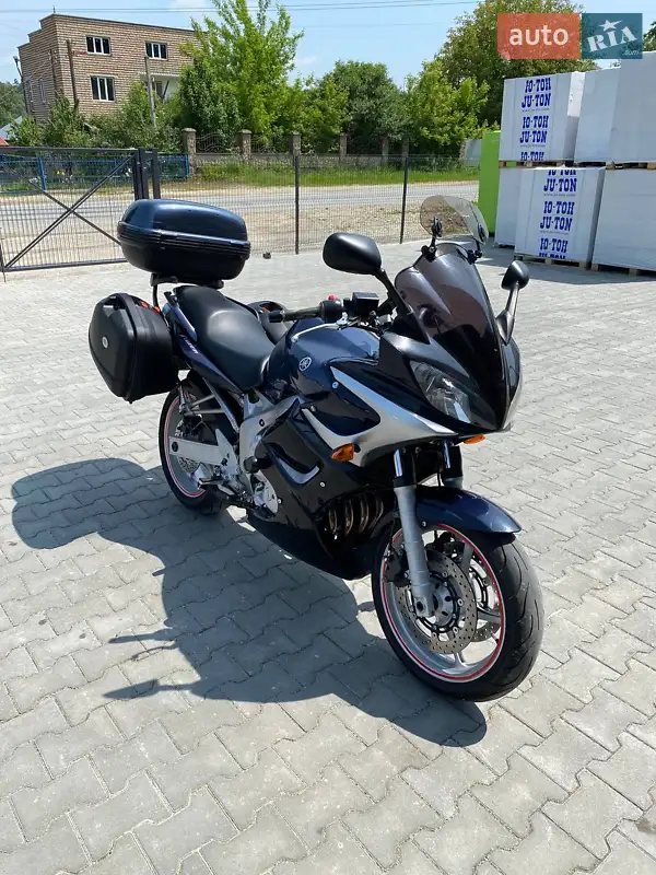 Yamaha FZ6 S 2004