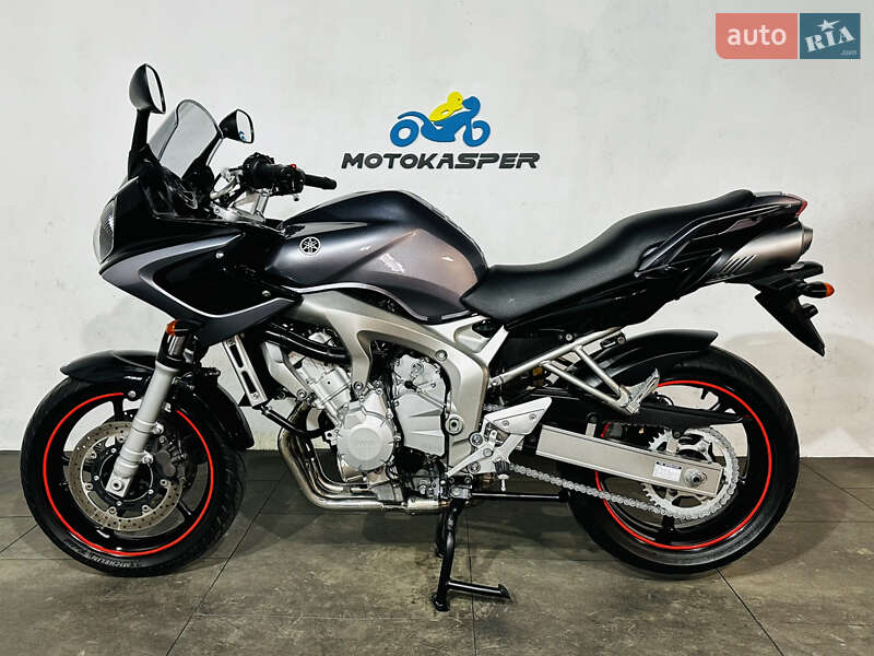 Мотоцикл Туризм Yamaha FZ6 S