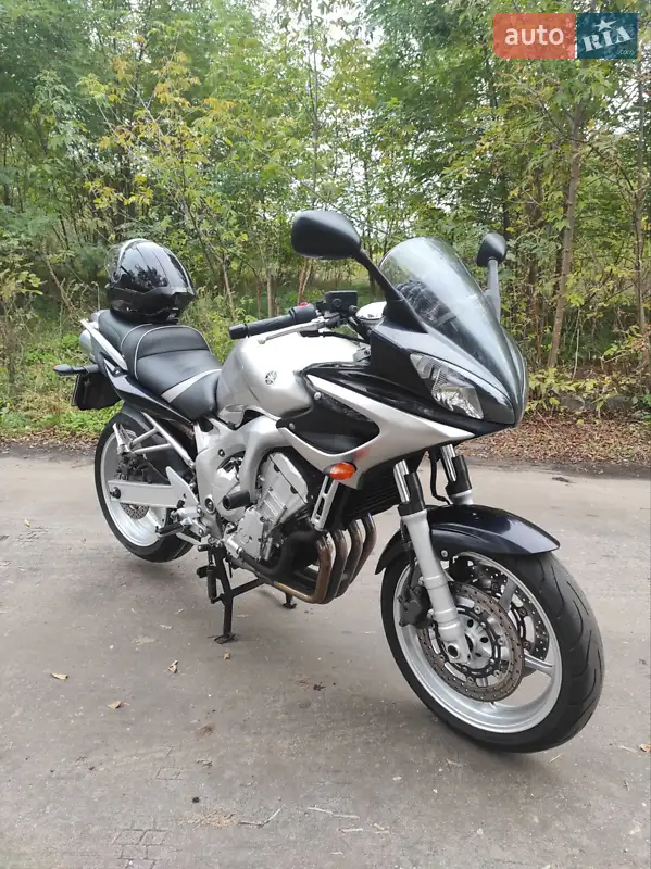Yamaha FZ6 S 2003