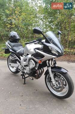 Yamaha FZ6 S 2003