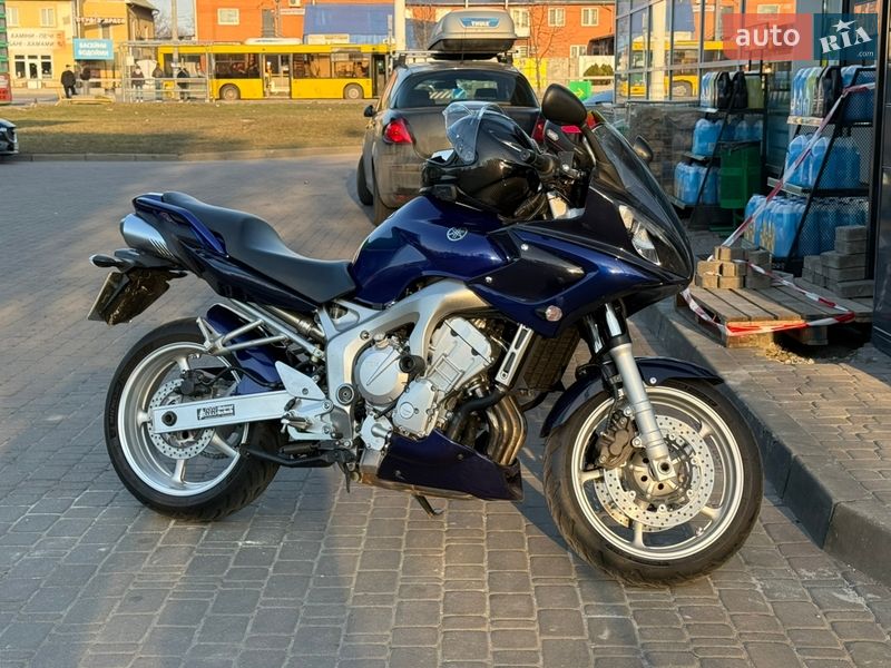 Мотоцикл Туризм Yamaha FZ6 S