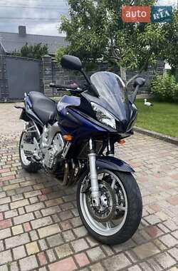 Yamaha FZ6  2004
