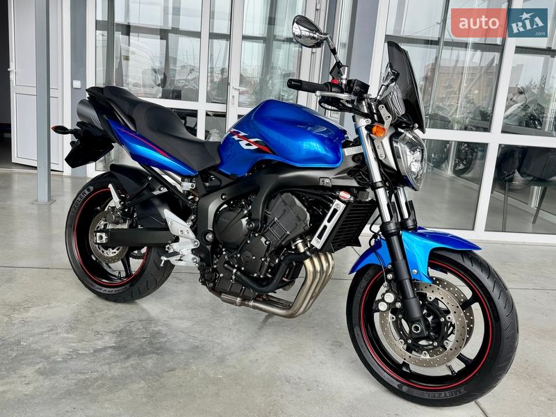 Yamaha FZ6