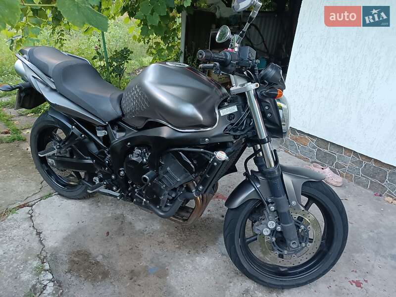 Мотоцикл Без обтекателей (Naked bike) Yamaha FZ