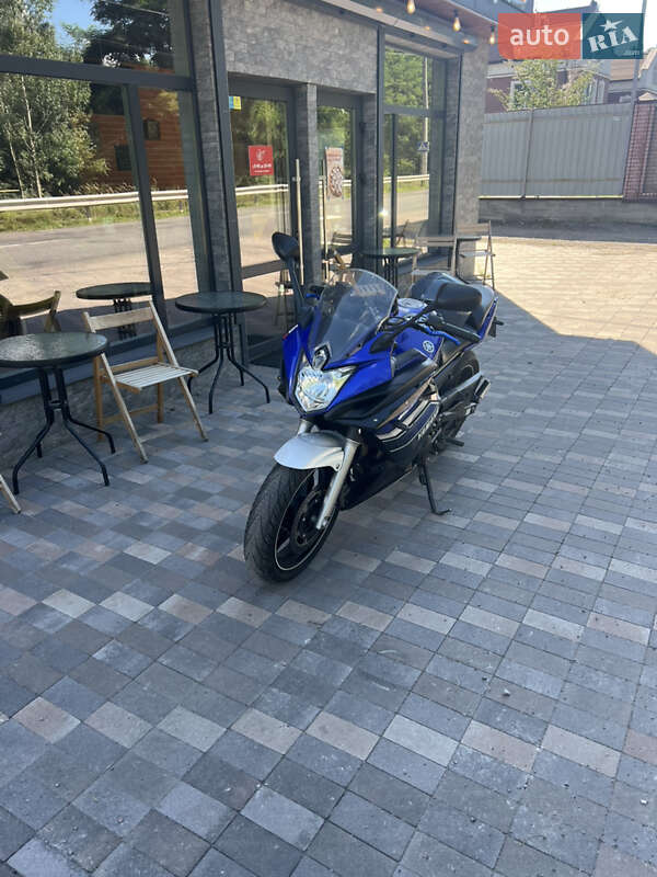 Спортбайк Yamaha FZ