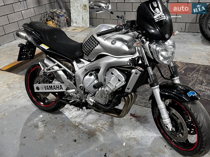 Мотоцикл Классік Yamaha FZ
