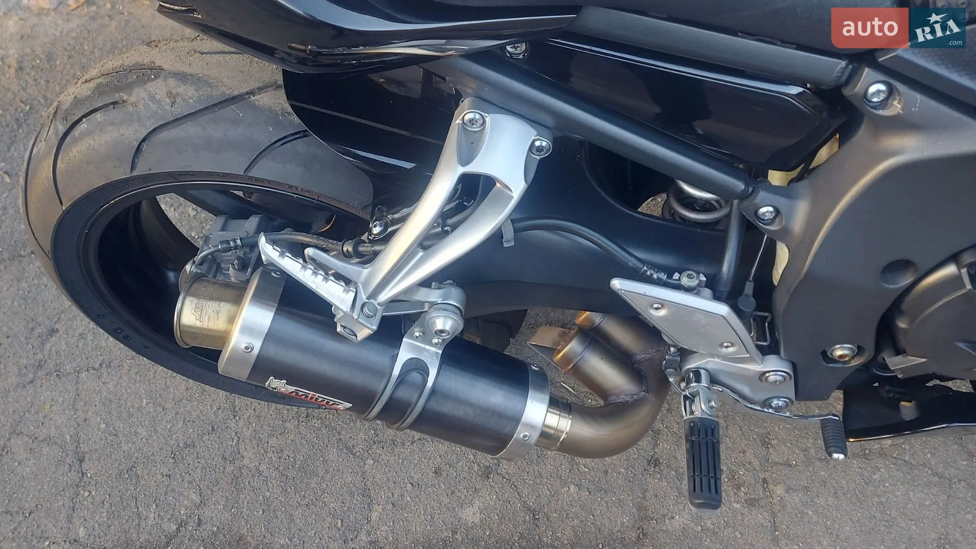 Yamaha FZ 2006 VIN JYARN165000002867 фото оголошення 3 з 8