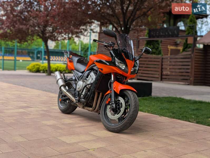 Мото Yamaha FZS 1000 Fazer