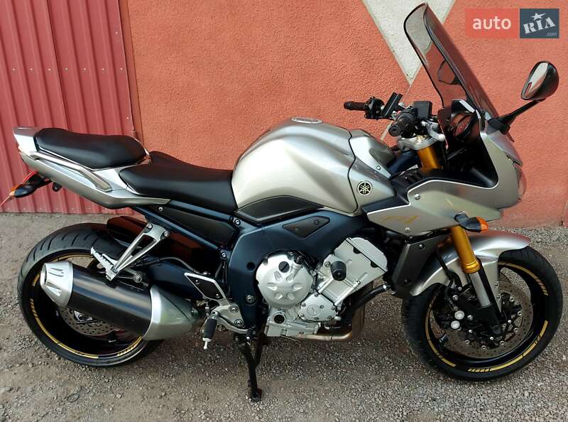 Yamaha FZS 1000 Fazer