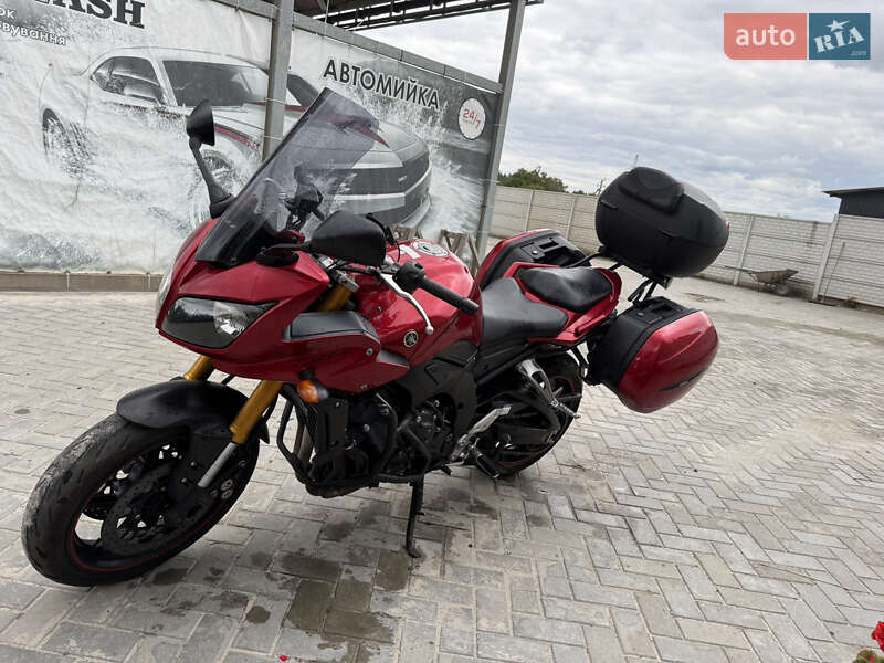 Мотоцикл Спорт-туризм Yamaha FZS 1000 Fazer