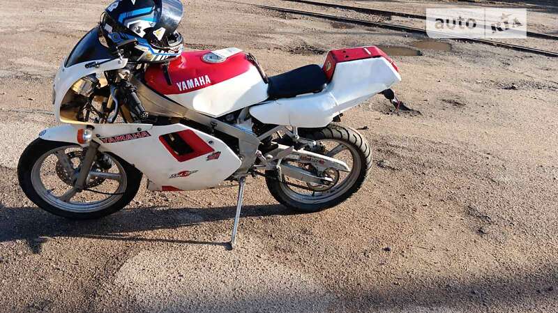 Yamaha FZX