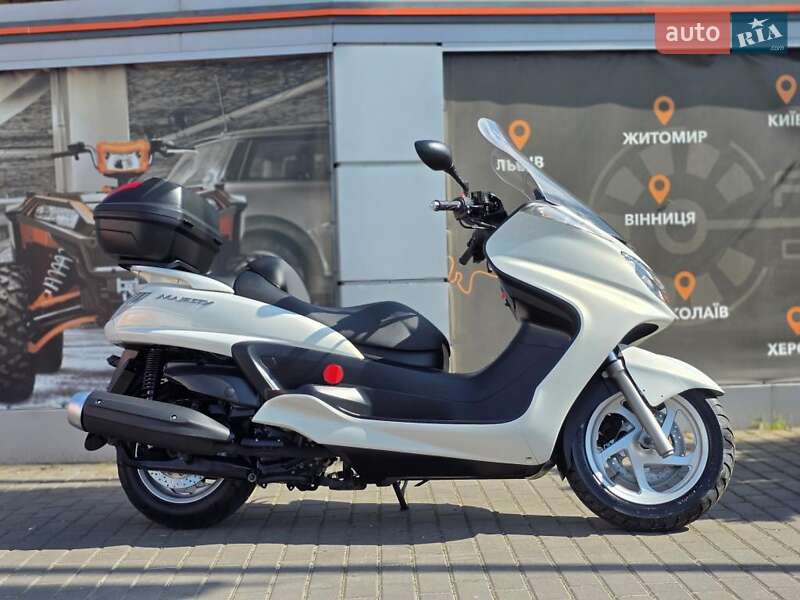 Макси-скутер Yamaha Grand Majesty 250 SG15J