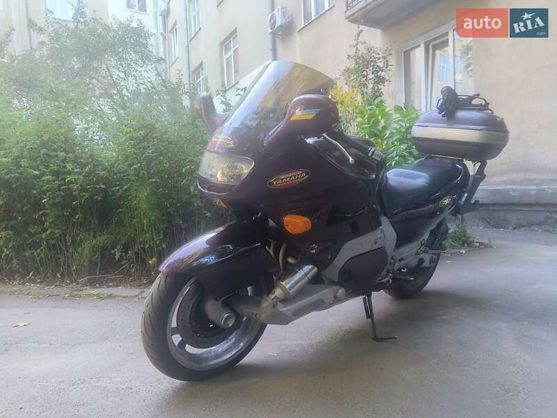 Yamaha GTS