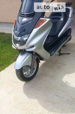 Yamaha Majesty 250  2000