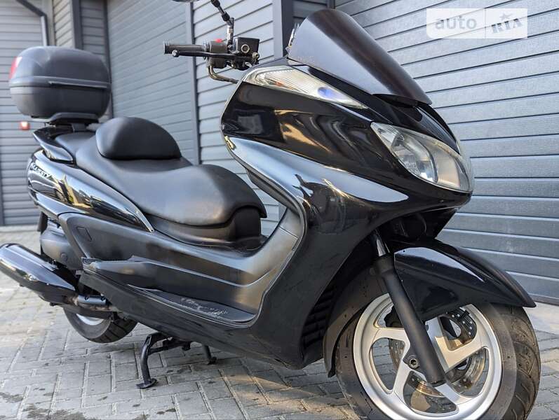 Скутер Yamaha Majesty 250