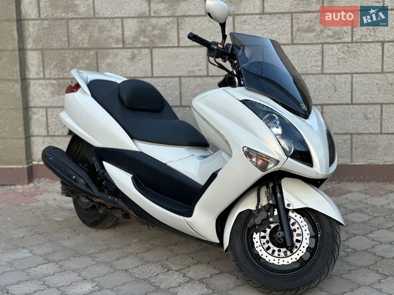 Скутер Yamaha Majesty 250