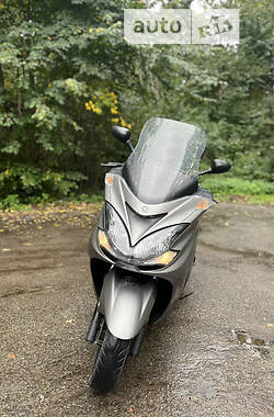 Yamaha Majesty 400  2012