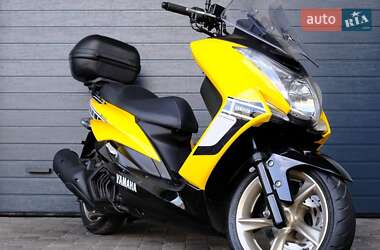 Yamaha Majesty  2015