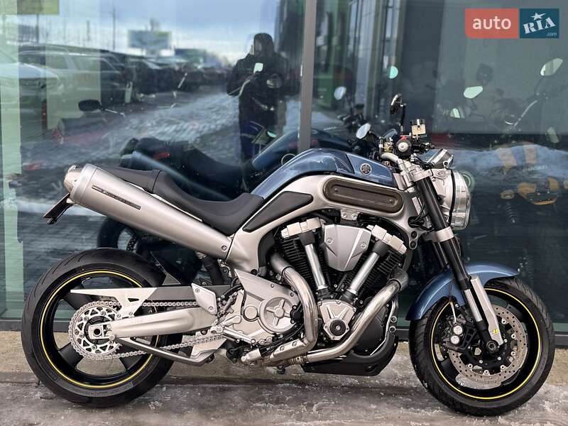 Мотоцикл Без обтекателей (Naked bike) Yamaha MT-01