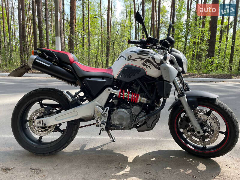 Мото Yamaha MT-03