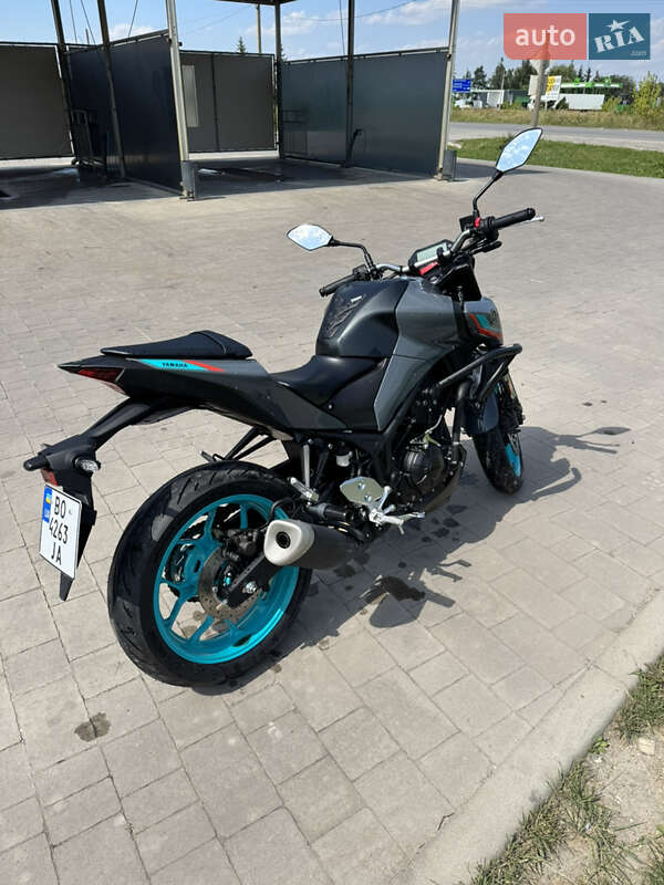 Спортбайк Yamaha MT-03