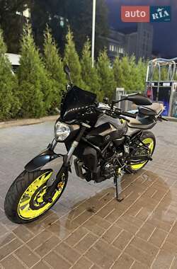 Yamaha MT-07  2017