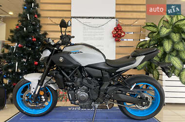 Yamaha MT-07 YAMT 2025
